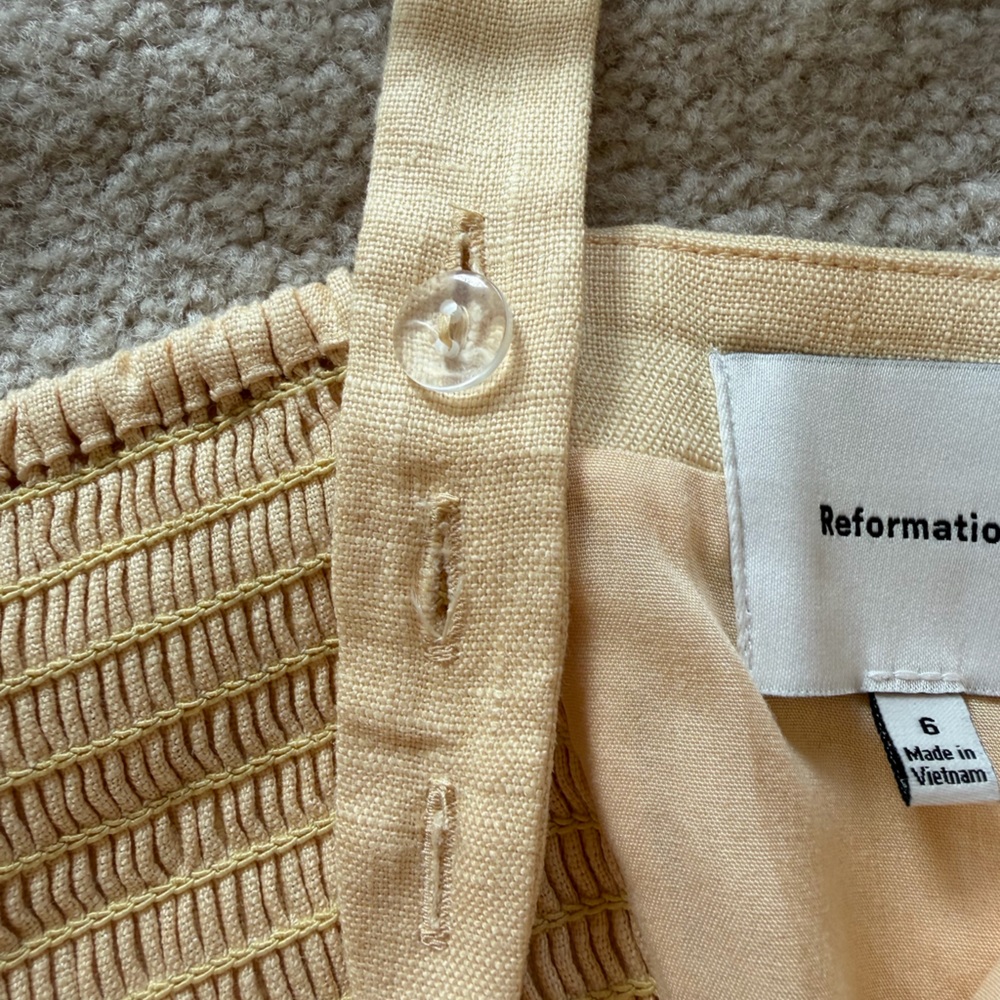 Never been worn Reformation Juliet linen top size 6 - Picture 7 of 9